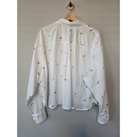 Old Navy Plus 2X White Floral Embroidered Cropped Shirt Cotton Button Down Shirt - Picture 6 of 9